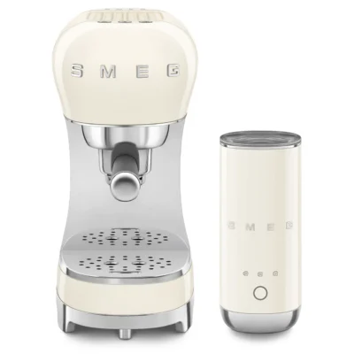 Рожковая эспрессо кофемашина Стиль 50-х г.г. SMEG ECF12CREU